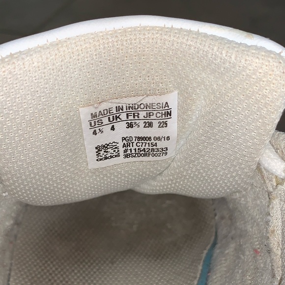 Adidas All Stars - Picture 6 of 8